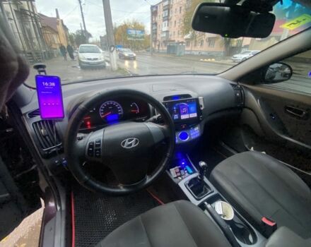 Хендай Элантра 2008 в Харькове на Automoto.ua Фиолетовый Хендай Элантра, объемом двигателя 1.6 л и пробегом 190 тыс. км за 4700 $, фото 7 на Automoto.ua