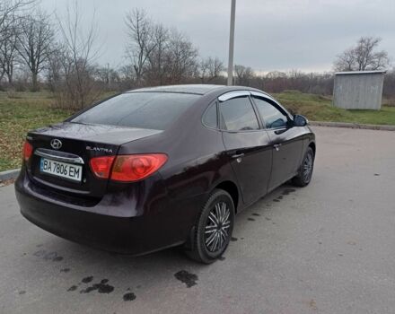 Фиолетовый Хендай Элантра, объемом двигателя 1.6 л и пробегом 204 тыс. км за 5900 $, фото 3 на Automoto.ua