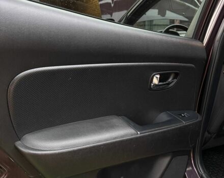 Фиолетовый Хендай Элантра, объемом двигателя 1.6 л и пробегом 216 тыс. км за 6500 $, фото 14 на Automoto.ua