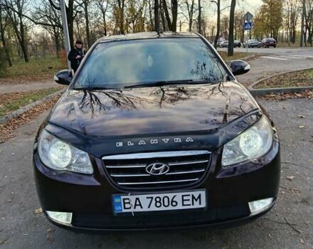 Фіолетовий Хендай Елантра, об'ємом двигуна 1.59 л та пробігом 202 тис. км за 5900 $, фото 1 на Automoto.ua