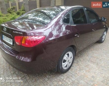 Коричневый Хендай Элантра, объемом двигателя 1.6 л и пробегом 158 тыс. км за 5500 $, фото 4 на Automoto.ua