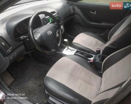 Коричневый Хендай Элантра, объемом двигателя 1.6 л и пробегом 158 тыс. км за 5500 $, фото 1 на Automoto.ua