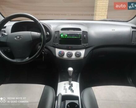 Коричневый Хендай Элантра, объемом двигателя 1.6 л и пробегом 158 тыс. км за 5500 $, фото 6 на Automoto.ua