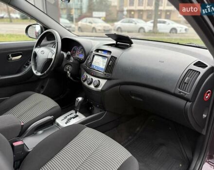 Коричневый Хендай Элантра, объемом двигателя 1.59 л и пробегом 199 тыс. км за 6300 $, фото 11 на Automoto.ua