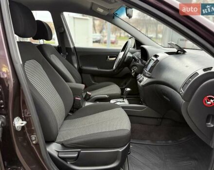 Коричневый Хендай Элантра, объемом двигателя 1.59 л и пробегом 199 тыс. км за 6300 $, фото 10 на Automoto.ua