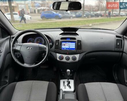 Коричневый Хендай Элантра, объемом двигателя 1.59 л и пробегом 199 тыс. км за 6300 $, фото 8 на Automoto.ua