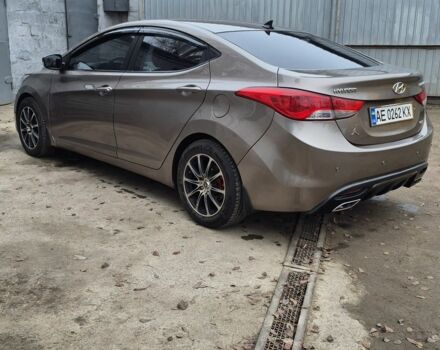 Коричневий Хендай Елантра, об'ємом двигуна 1.6 л та пробігом 220 тис. км за 7850 $, фото 1 на Automoto.ua