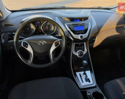 Коричневый Хендай Элантра, объемом двигателя 1.6 л и пробегом 160 тыс. км за 8400 $, фото 11 на Automoto.ua