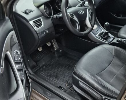 Коричневий Хендай Елантра, об'ємом двигуна 1.6 л та пробігом 220 тис. км за 7850 $, фото 5 на Automoto.ua