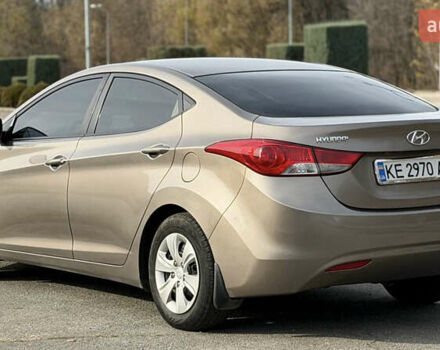 Коричневый Хендай Элантра, объемом двигателя 1.6 л и пробегом 160 тыс. км за 8400 $, фото 6 на Automoto.ua