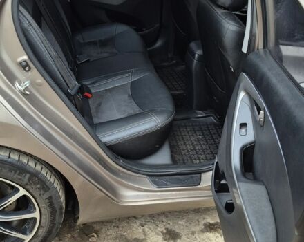 Коричневий Хендай Елантра, об'ємом двигуна 1.6 л та пробігом 220 тис. км за 7850 $, фото 9 на Automoto.ua