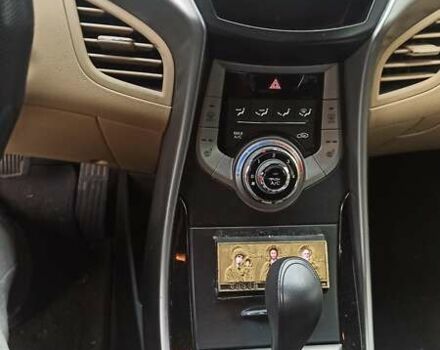 Коричневый Хендай Элантра, объемом двигателя 1.8 л и пробегом 220 тыс. км за 7800 $, фото 5 на Automoto.ua