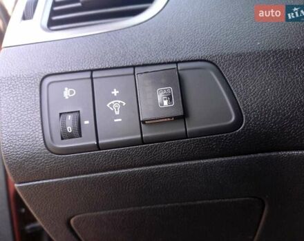 Коричневый Хендай Элантра, объемом двигателя 1.8 л и пробегом 155 тыс. км за 8000 $, фото 25 на Automoto.ua