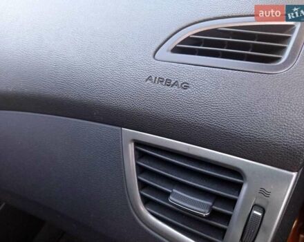 Коричневый Хендай Элантра, объемом двигателя 1.8 л и пробегом 155 тыс. км за 8000 $, фото 16 на Automoto.ua