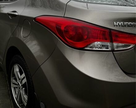 Коричневий Хендай Елантра, об'ємом двигуна 1.8 л та пробігом 167 тис. км за 8500 $, фото 3 на Automoto.ua