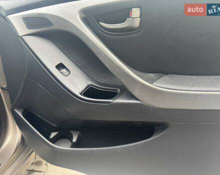 Коричневый Хендай Элантра, объемом двигателя 1.8 л и пробегом 176 тыс. км за 8400 $, фото 29 на Automoto.ua