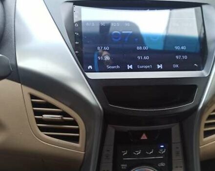 Коричневый Хендай Элантра, объемом двигателя 1.8 л и пробегом 220 тыс. км за 7800 $, фото 6 на Automoto.ua