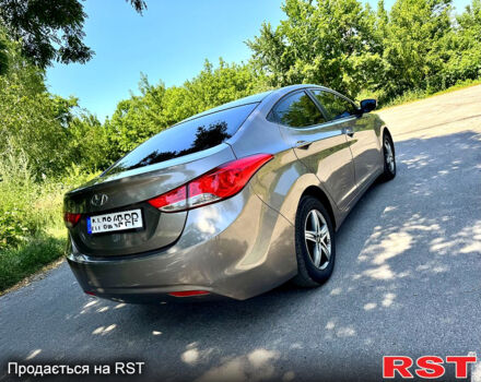 Коричневый Хендай Элантра, объемом двигателя 1.8 л и пробегом 214 тыс. км за 8890 $, фото 5 на Automoto.ua