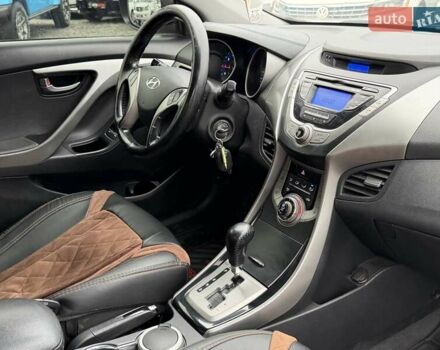 Коричневый Хендай Элантра, объемом двигателя 1.59 л и пробегом 247 тыс. км за 8900 $, фото 18 на Automoto.ua