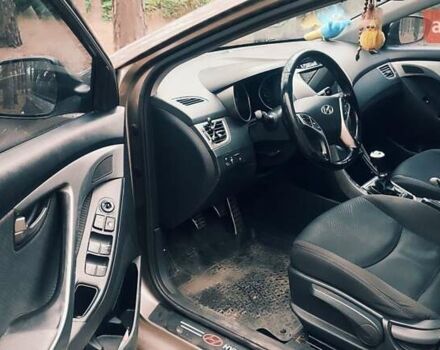 Коричневый Хендай Элантра, объемом двигателя 1.8 л и пробегом 186 тыс. км за 9100 $, фото 3 на Automoto.ua