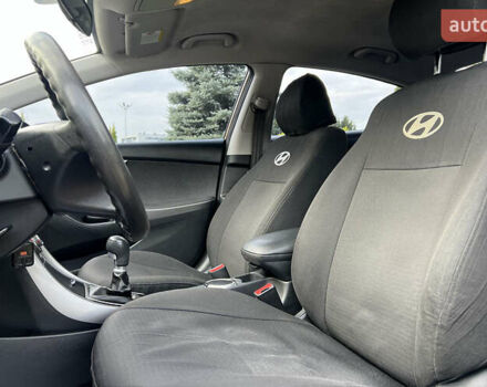 Коричневый Хендай Элантра, объемом двигателя 1.59 л и пробегом 140 тыс. км за 9700 $, фото 14 на Automoto.ua