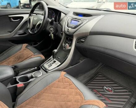 Коричневый Хендай Элантра, объемом двигателя 1.59 л и пробегом 247 тыс. км за 8900 $, фото 20 на Automoto.ua