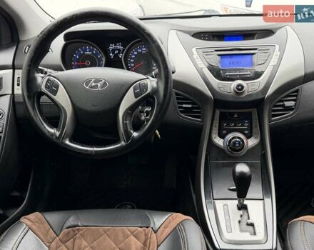 Коричневый Хендай Элантра, объемом двигателя 1.59 л и пробегом 247 тыс. км за 8900 $, фото 16 на Automoto.ua