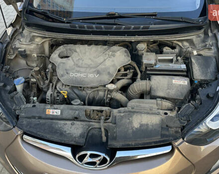 Хендай Элантра 2014 в Львове на Automoto.ua Коричневый Хендай Элантра, объемом двигателя 1.59 л и пробегом 104 тыс. км за 9000 $, фото 13 на Automoto.ua