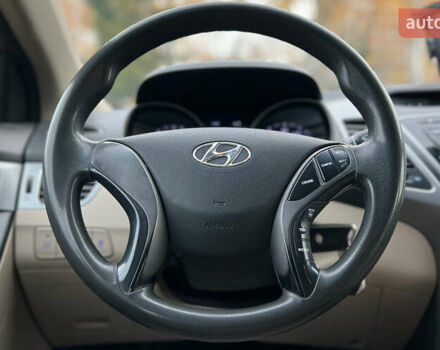 Коричневий Хендай Елантра, об'ємом двигуна 1.8 л та пробігом 239 тис. км за 8999 $, фото 9 на Automoto.ua