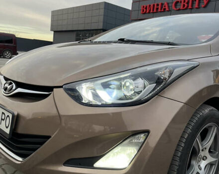 Коричневый Хендай Элантра, объемом двигателя 1.59 л и пробегом 104 тыс. км за 9300 $, фото 16 на Automoto.ua