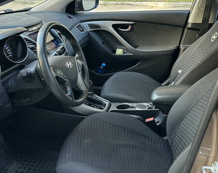 Хендай Элантра 2014 в Львове на Automoto.ua Коричневый Хендай Элантра, объемом двигателя 1.59 л и пробегом 104 тыс. км за 9000 $, фото 19 на Automoto.ua