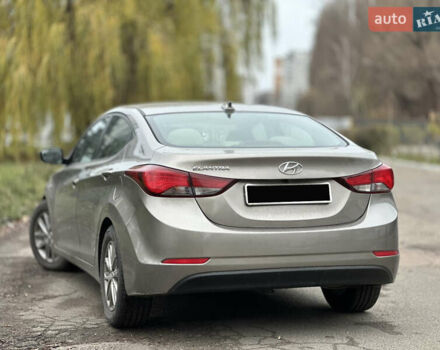 Коричневый Хендай Элантра, объемом двигателя 1.8 л и пробегом 128 тыс. км за 9500 $, фото 12 на Automoto.ua