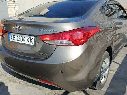 Хендай Елантра 2013 у Дніпро (Дніпропетровську) на Automoto.ua Коричневий Хендай Елантра, об'ємом двигуна 1.59 л та пробігом 260 тис. км за 8600 $, фото 1 на Automoto.ua