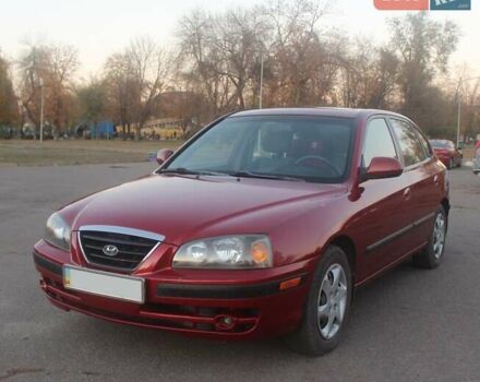 Червоний Хендай Елантра, об'ємом двигуна 2 л та пробігом 228 тис. км за 4900 $, фото 1 на Automoto.ua