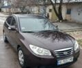 Красный Хендай Элантра, объемом двигателя 1.6 л и пробегом 340 тыс. км за 5800 $, фото 1 на Automoto.ua