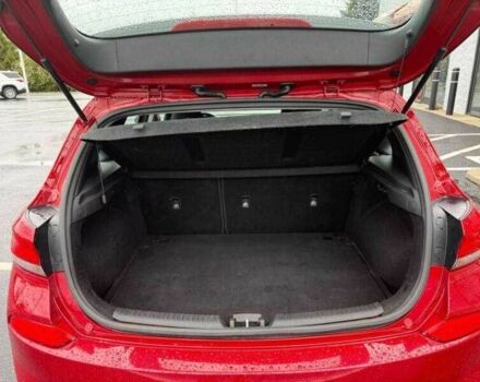 Красный Хендай Элантра, объемом двигателя 2 л и пробегом 78 тыс. км за 2600 $, фото 9 на Automoto.ua