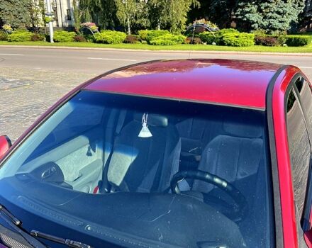 Красный Хендай Элантра, объемом двигателя 2 л и пробегом 380 тыс. км за 2800 $, фото 6 на Automoto.ua