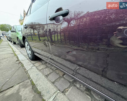 Червоний Хендай Елантра, об'ємом двигуна 1.6 л та пробігом 167 тис. км за 5999 $, фото 5 на Automoto.ua