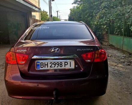 Червоний Хендай Елантра, об'ємом двигуна 1.6 л та пробігом 237 тис. км за 6200 $, фото 3 на Automoto.ua