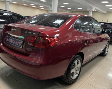 Красный Хендай Элантра, объемом двигателя 1.6 л и пробегом 142 тыс. км за 6800 $, фото 5 на Automoto.ua