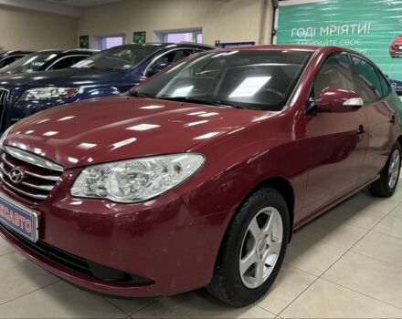 Красный Хендай Элантра, объемом двигателя 1.6 л и пробегом 142 тыс. км за 6800 $, фото 2 на Automoto.ua