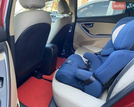 Красный Хендай Элантра, объемом двигателя 1.8 л и пробегом 277 тыс. км за 7500 $, фото 17 на Automoto.ua