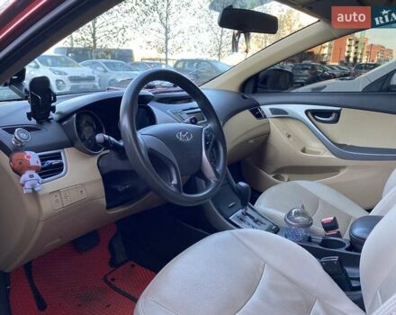 Красный Хендай Элантра, объемом двигателя 1.8 л и пробегом 277 тыс. км за 7500 $, фото 14 на Automoto.ua