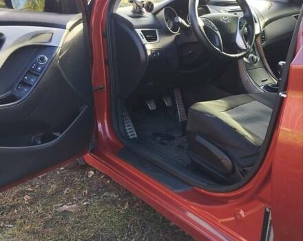 Красный Хендай Элантра, объемом двигателя 1.8 л и пробегом 195 тыс. км за 8500 $, фото 10 на Automoto.ua