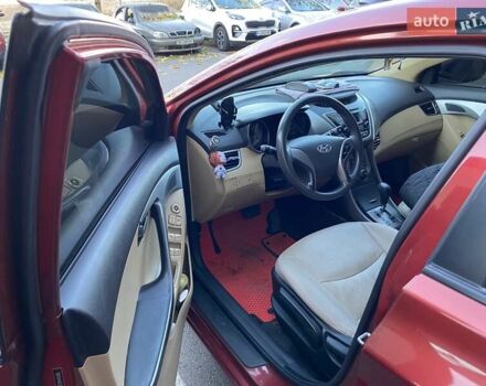 Красный Хендай Элантра, объемом двигателя 1.8 л и пробегом 277 тыс. км за 7500 $, фото 13 на Automoto.ua
