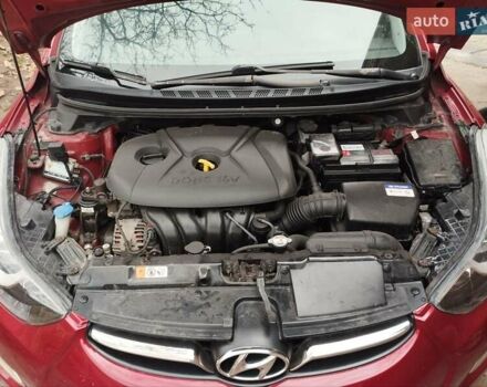 Красный Хендай Элантра, объемом двигателя 1.8 л и пробегом 195 тыс. км за 8500 $, фото 17 на Automoto.ua