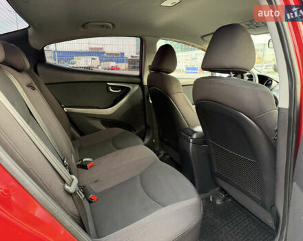 Красный Хендай Элантра, объемом двигателя 1.8 л и пробегом 200 тыс. км за 8300 $, фото 32 на Automoto.ua