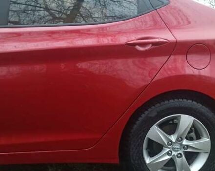 Красный Хендай Элантра, объемом двигателя 1.59 л и пробегом 46 тыс. км за 10700 $, фото 3 на Automoto.ua