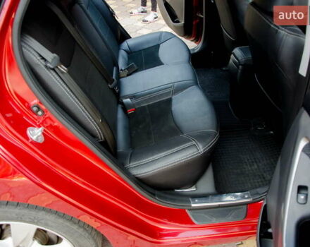 Красный Хендай Элантра, объемом двигателя 1.8 л и пробегом 81 тыс. км за 10200 $, фото 14 на Automoto.ua