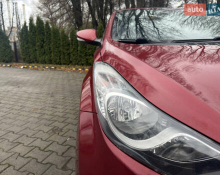 Красный Хендай Элантра, объемом двигателя 1.6 л и пробегом 170 тыс. км за 8900 $, фото 13 на Automoto.ua